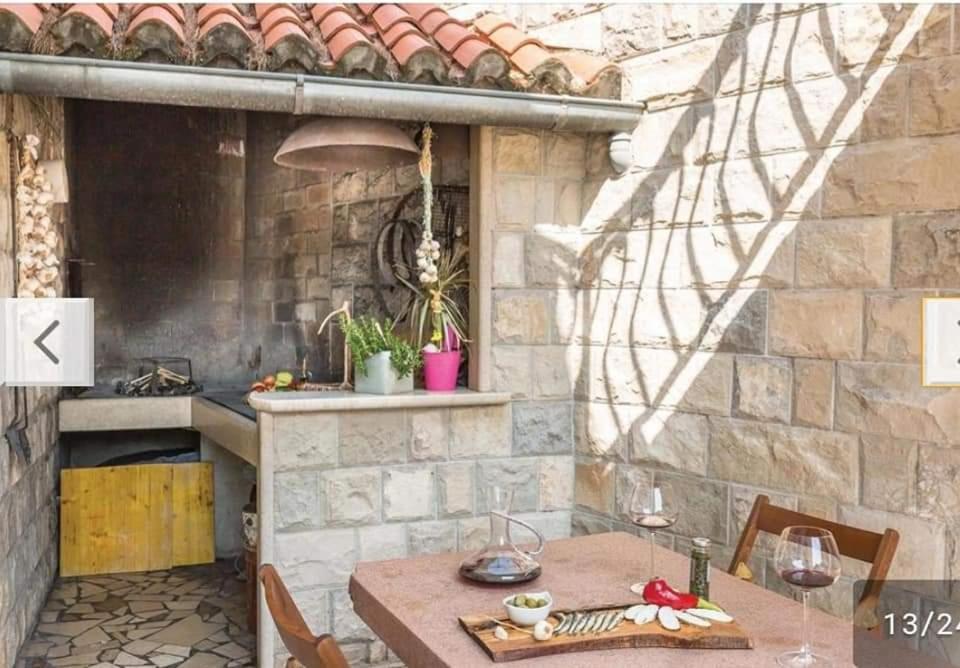 Apartment Tomic 2 Makarska Eksteriør bilde