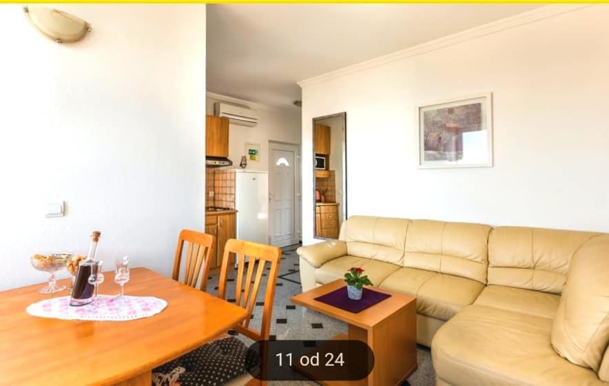 Apartment Tomic 2 Makarska Eksteriør bilde